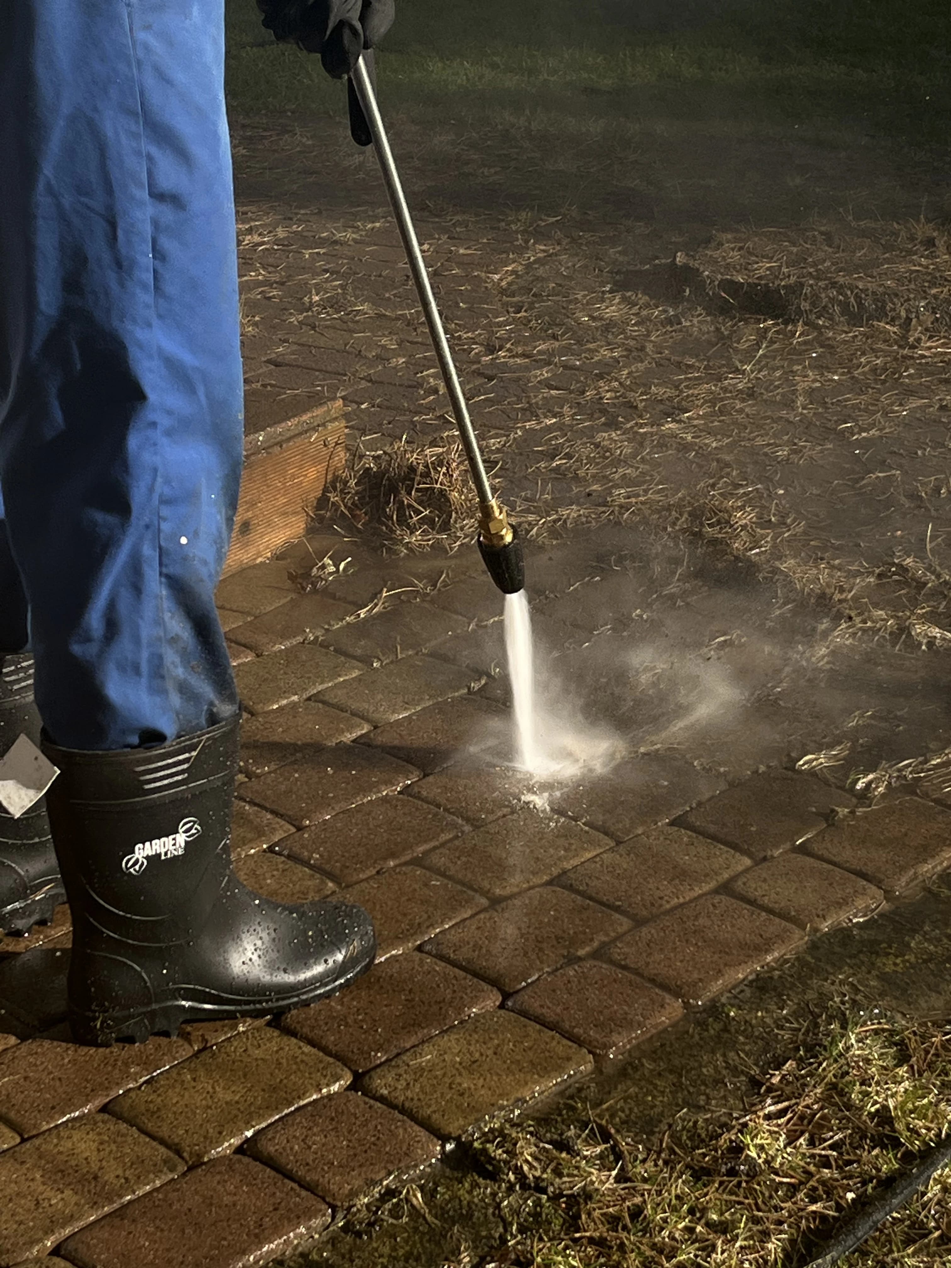 Mycie kostki brukowej Marki